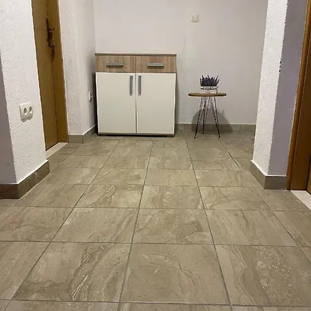 Apartment Zuti