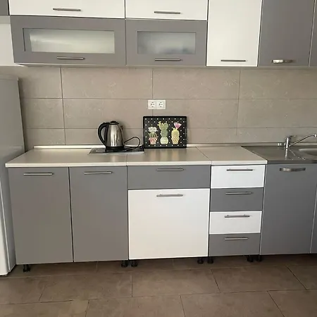 Apartment Zuti *